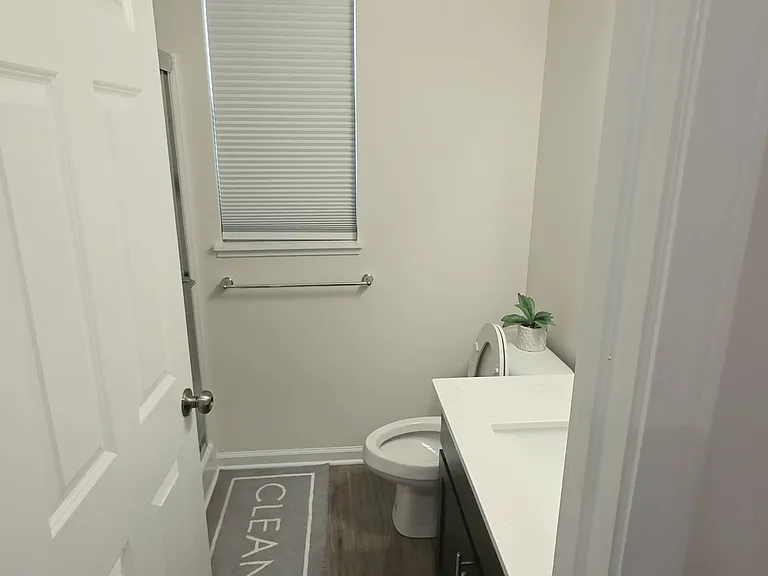 Upstairs Bathroom