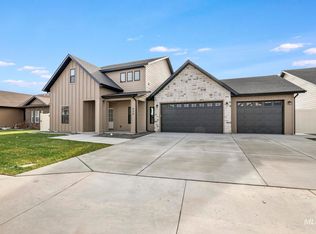 635 Canyon Crest Dr W, Twin Falls, ID 83301