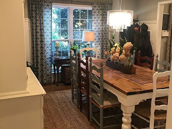 5th image of 2578 Douglas Ln