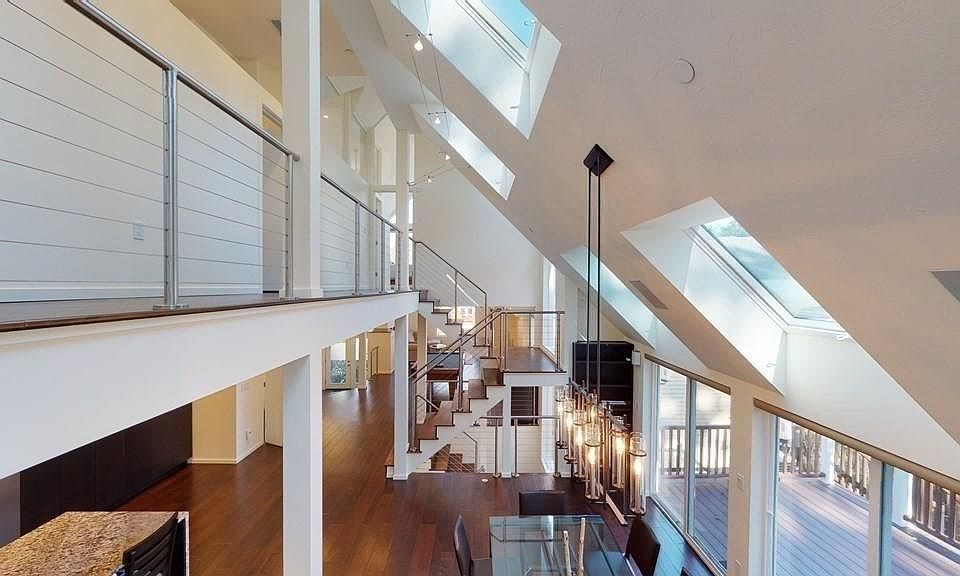 82 Deer Path Hudson MA Zillow