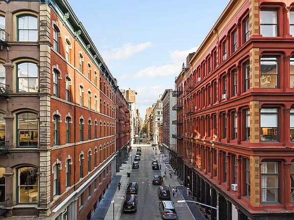 3rd image of 29 Howard St #3