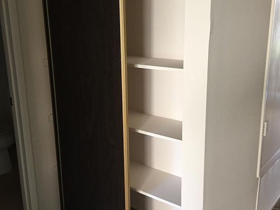4th image of 468 Pacific Ave APT B