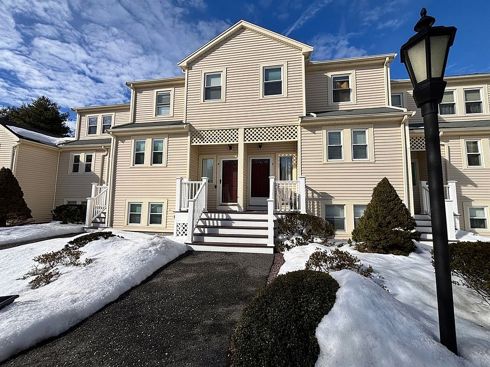 1st image of 8 Lamplighter Ln #8