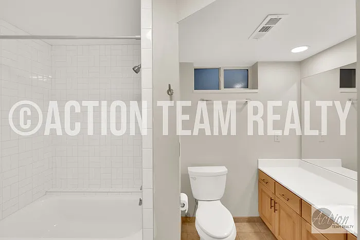 2430 S Elizabeth St #1 — Photo 15