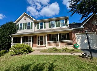 5603 Pickwick Rd, Centreville, VA 20120