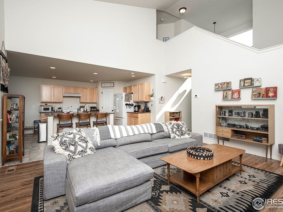 1st image of 913 Mount Shavano Ave