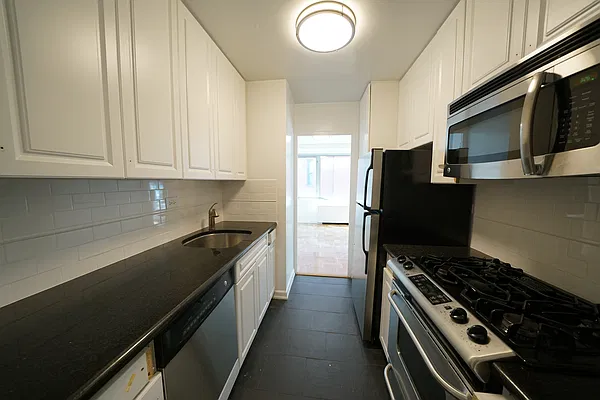 Rented by Corcoran | media 3