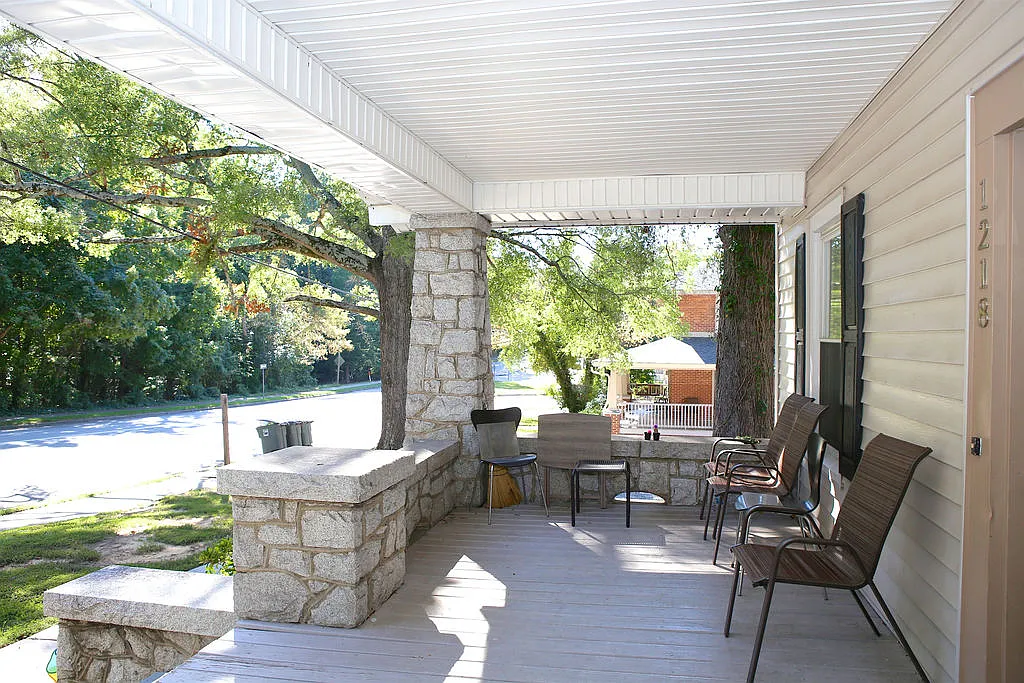 Studio, 375 sqft, $725 — Photo 4
