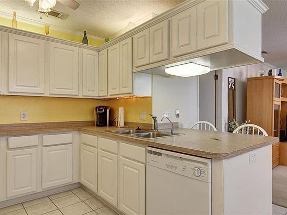 5th image of 1200 Shoreline Dr #G