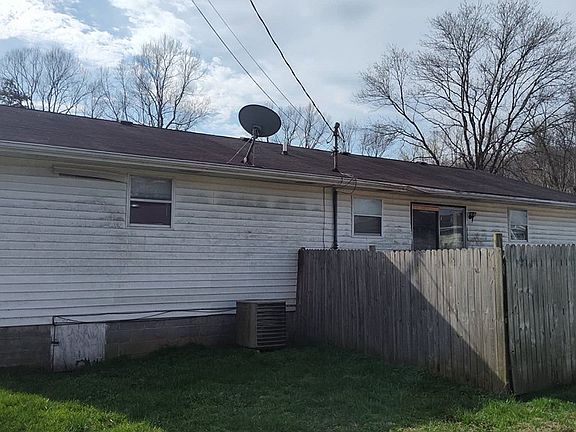 3rd image of 93 Crane Rd