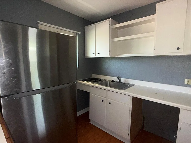 811 Colquitt St #10 — Photo 3