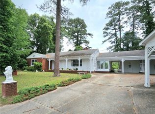 2943 Ole Bluff Mill Rd, Fayetteville, NC 28306