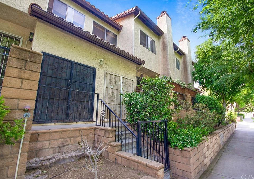 1st image of 14657 Nordhoff St Unit 13