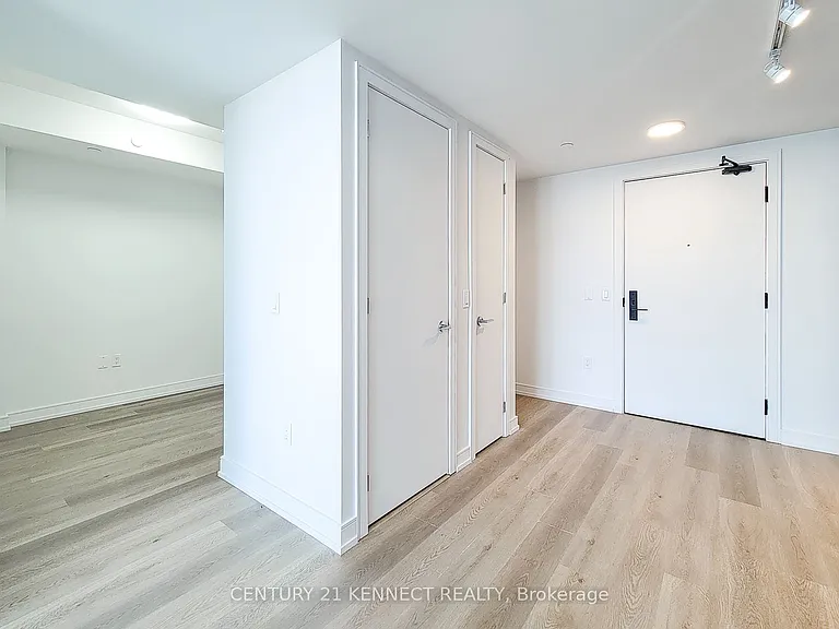 1 Jarvis St #1121 — Photo 39