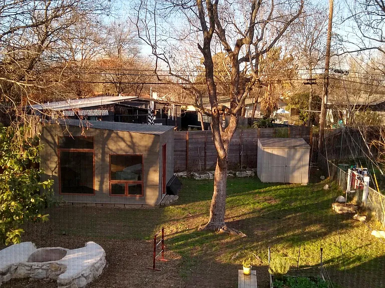 412 Ramble Ln — Photo 9
