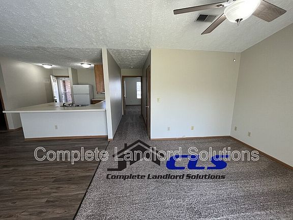 5th image of 563 Farrington St