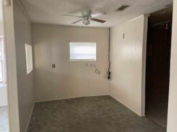 4th image of 1008 Dixie St