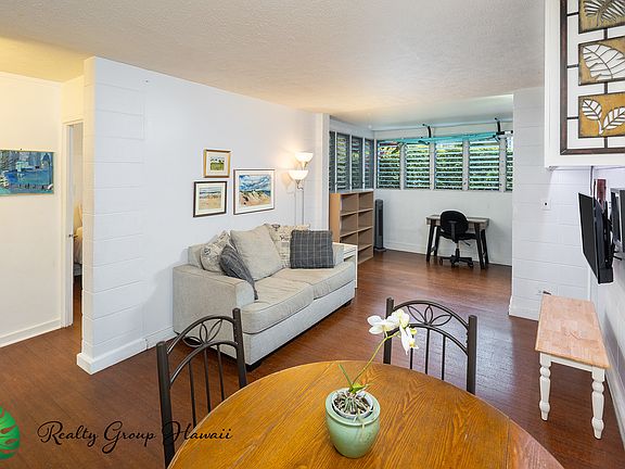 2nd image of 3131 Pualei Cir APT 1