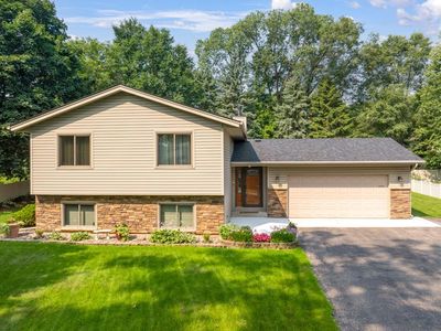 19135 Homestead Cir, Eden Prairie, MN, 55346