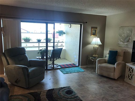 3rd image of 106 1st St E APT 304