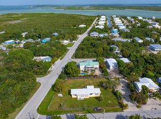 27007 Angelfish Rd, Ramrod Key, FL 33042