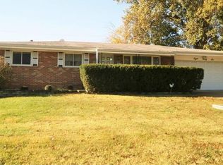 836 Rainbow Dr, Saint Louis, MO