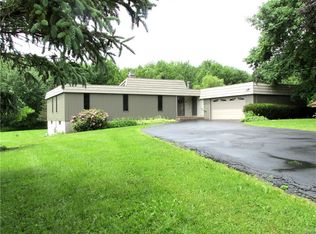 41 Pendergast Rd, Phoenix, NY 13135