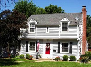 1007 W Ridge Rd, Peoria, IL 61614