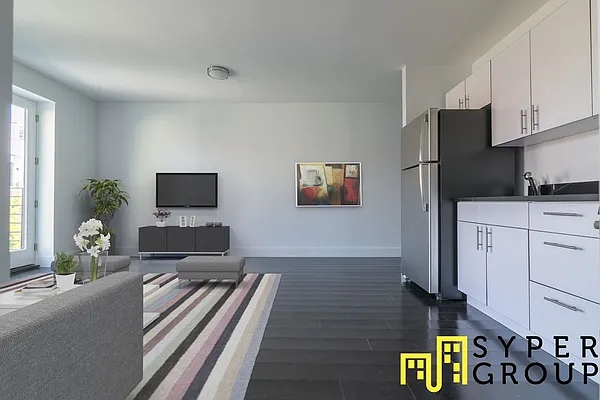 Rented by The Syper Group | media 9