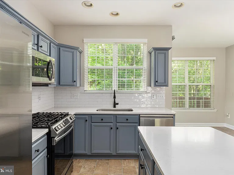 7579 Great Swan Ct — Photo 5