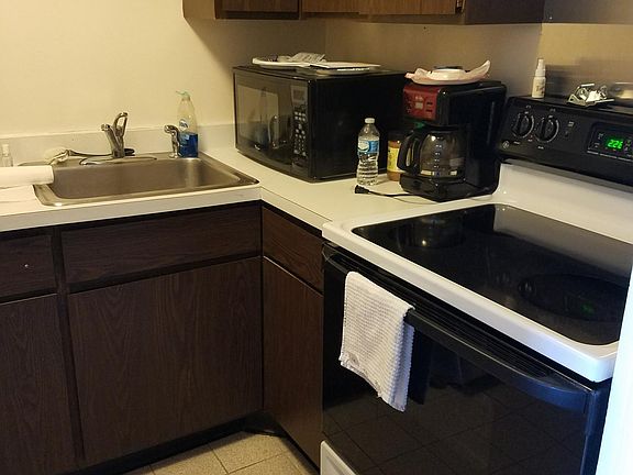 3rd image of 2650 N Lakeview Ave APT 2003