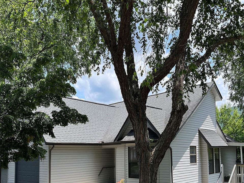 2nd image of 130 Cimarron Dr