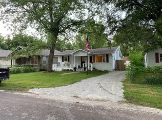 3007 W Madison St, Springfield, MO 65802