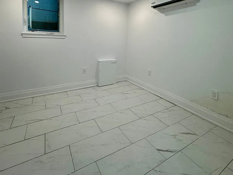 6 Lapp St #LOWER — Photo 7