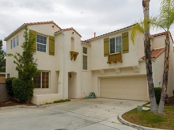 1st image of 990 Teatro Cir