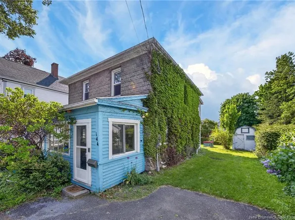 144 Henry St, Fredericton, NB E3A 3J1