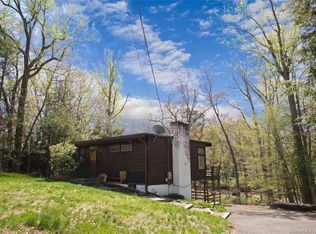 9 Princes Pine Rd, Norwalk, CT 06850