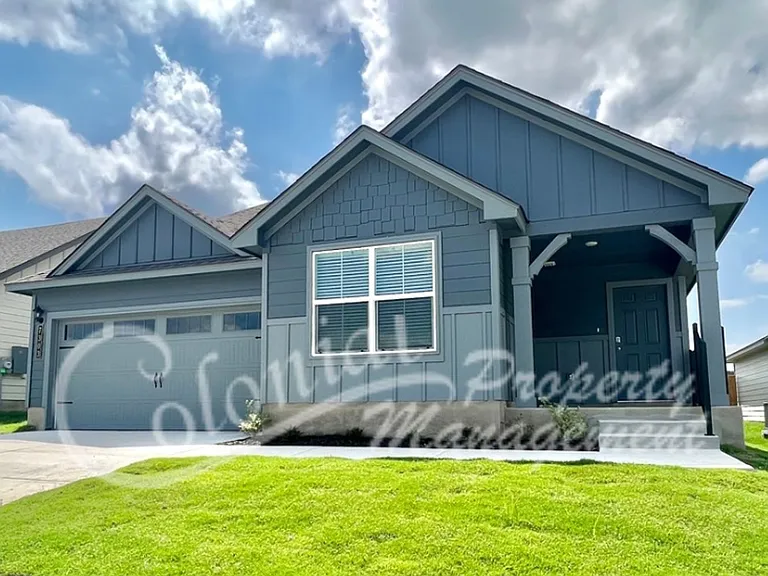 7303 Gilbert Dr — Photo 1