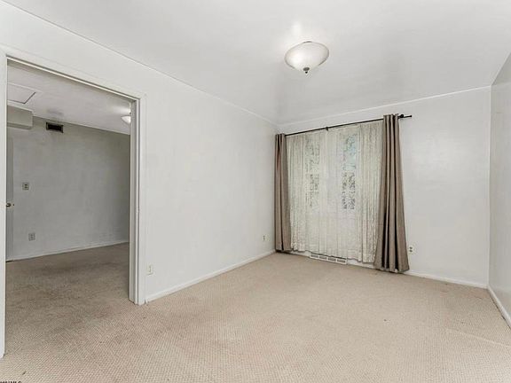4th image of 617 Bounds Cir