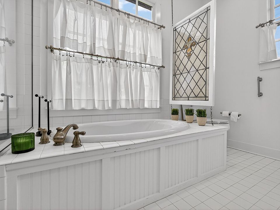 38th image of this home