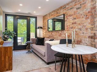121 Sorauren Ave UNIT 2, Toronto, ON M6R2E3