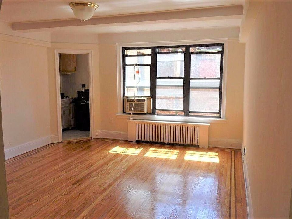 1st image of 310 E 55th St #*5d