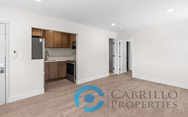 407 Idaho Ave #B — Photo 10