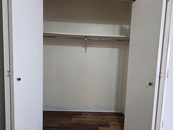 5th image of 1624 8th St N #77