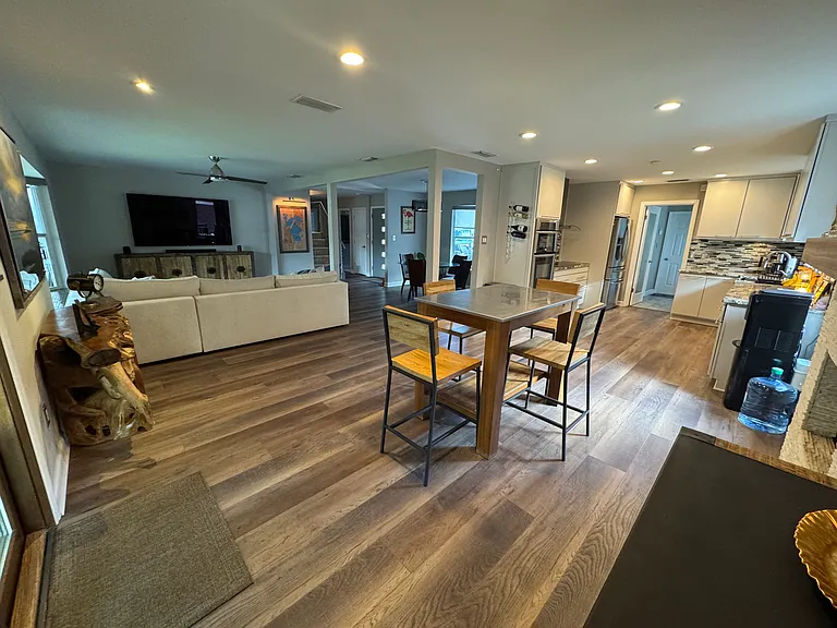 465 Mandalay Rd — Photo 5