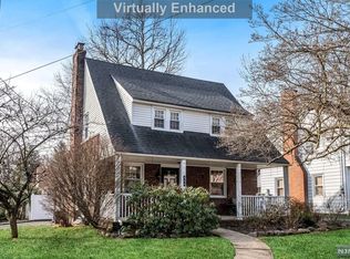 254 Winthrop Rd, Teaneck, NJ 07666