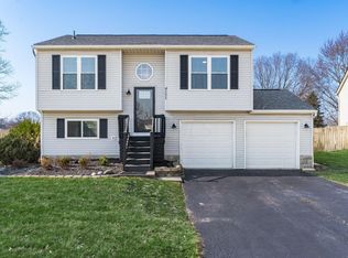 4151 Crosspointe Dr, Columbus, OH