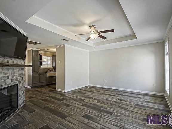 3rd image of 11186 Shandon Dr
