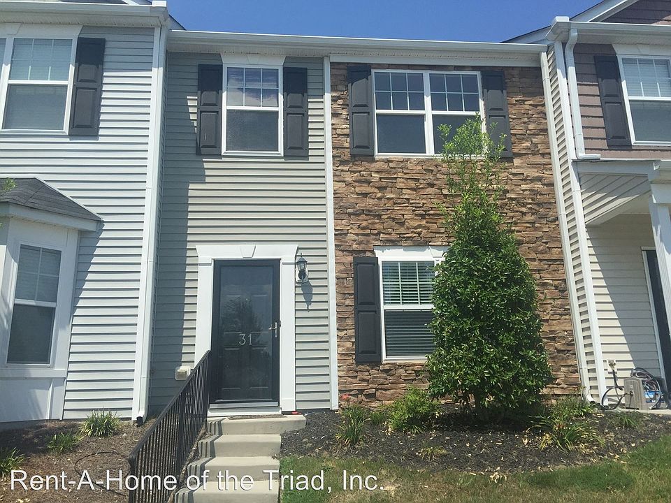 1st image of 31 Arbor Hill Pl