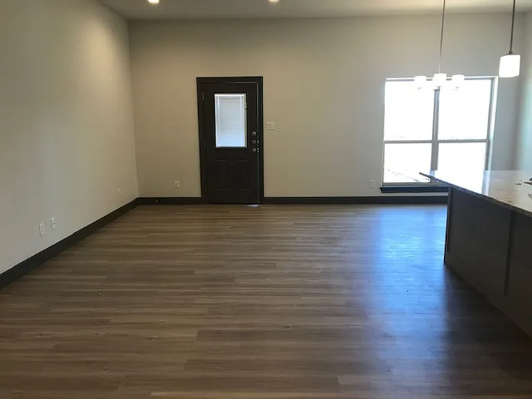 7313 Southern Belle Cir — Photo 4